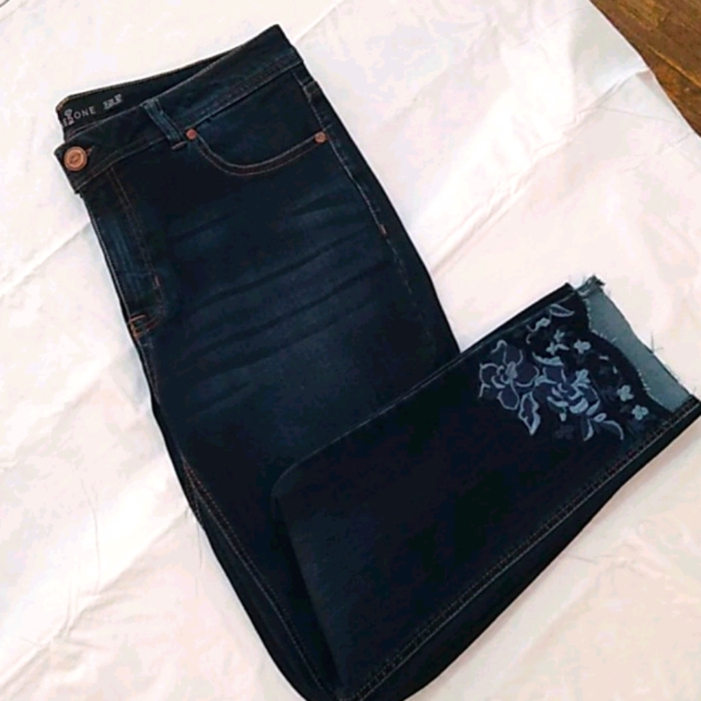 One 5 One Embroidered Flower Dark Denim Jeans